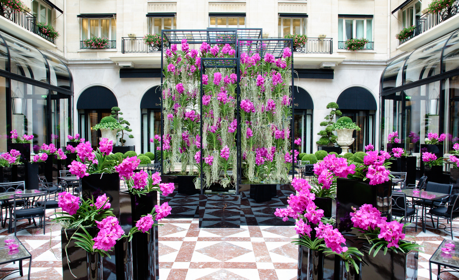 Four Seasons Hotel, George V. Paris