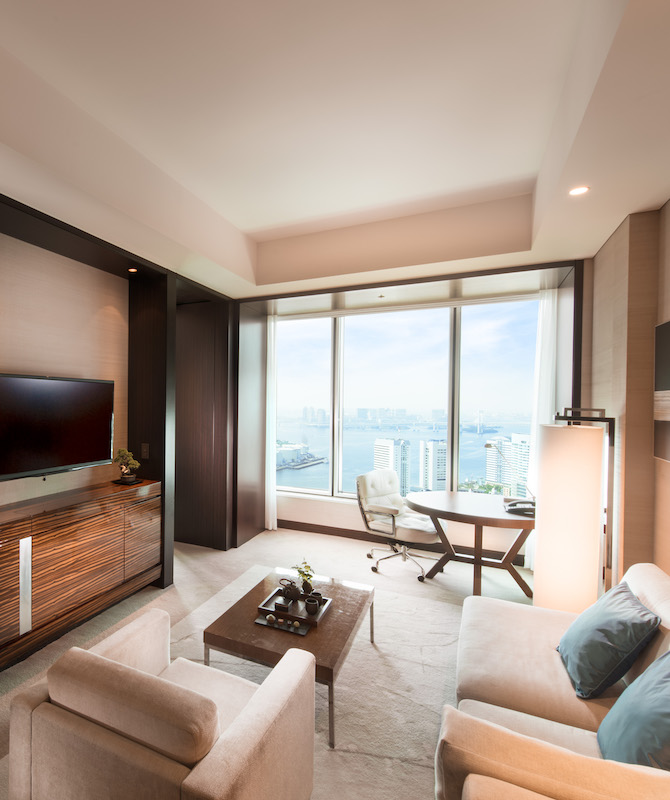 Bay View Suite