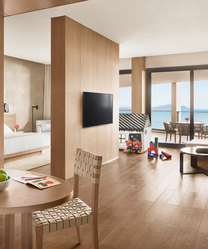 Junior Family Ocean Front Suite