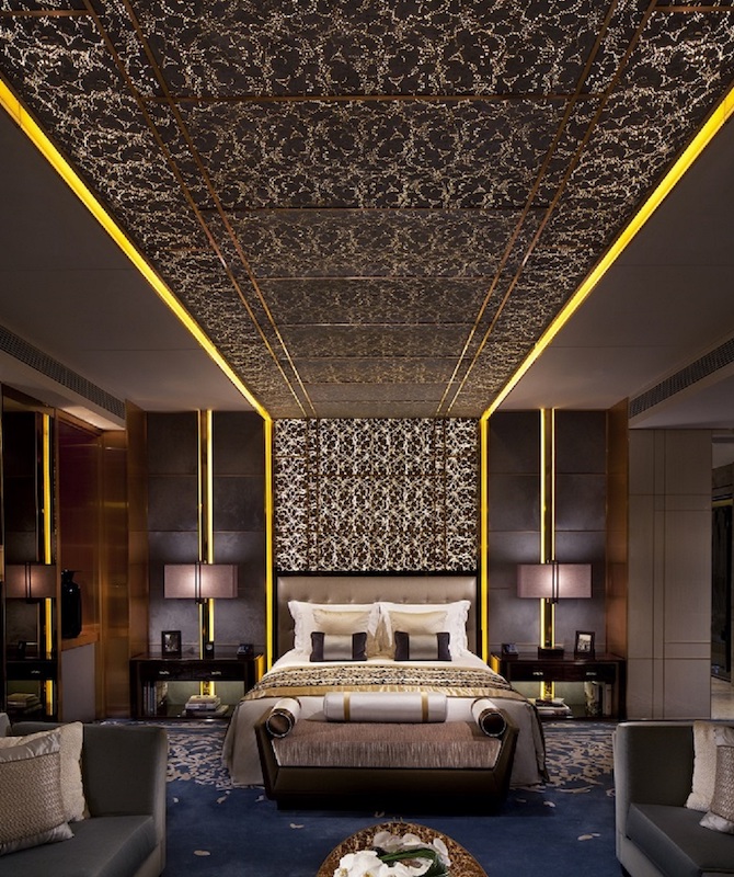 The Ritz-Carlton Suite - Victoria Harbour