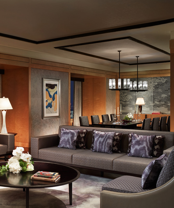 The Ritz-Carlton Suite