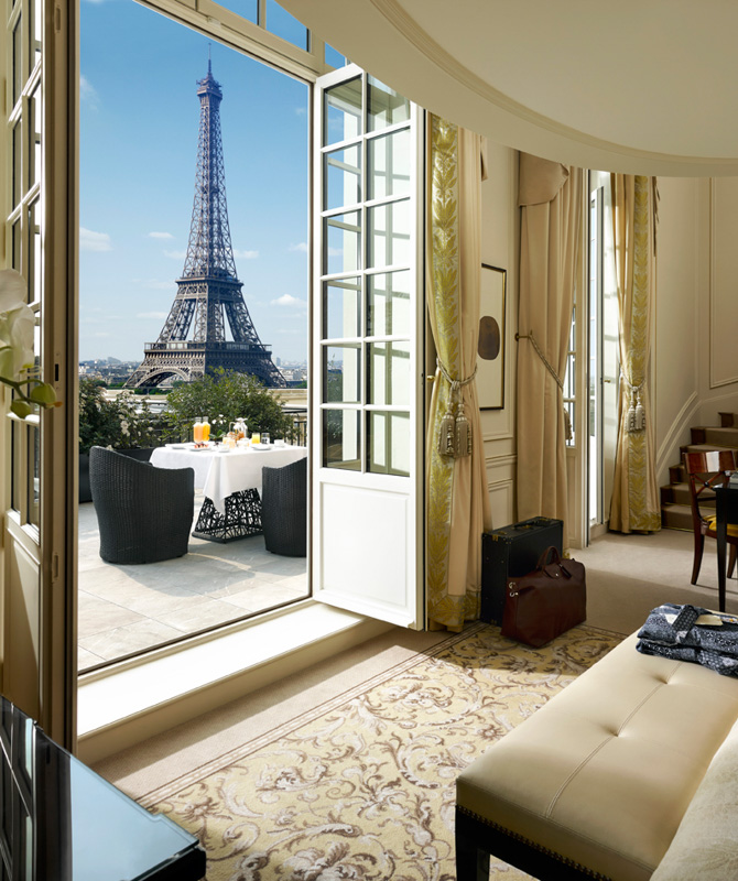 Duplex Terrace Eiffel View Suite