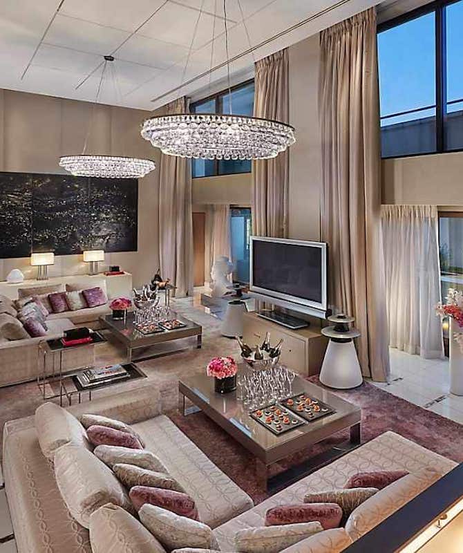 Mandarin Penthouse Suite