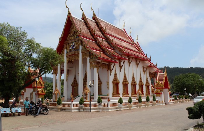 Get cultural at Big Buddha and Chalong Temple