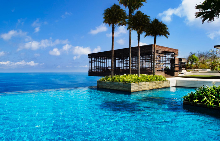 Infinity Cliff Edge Pool